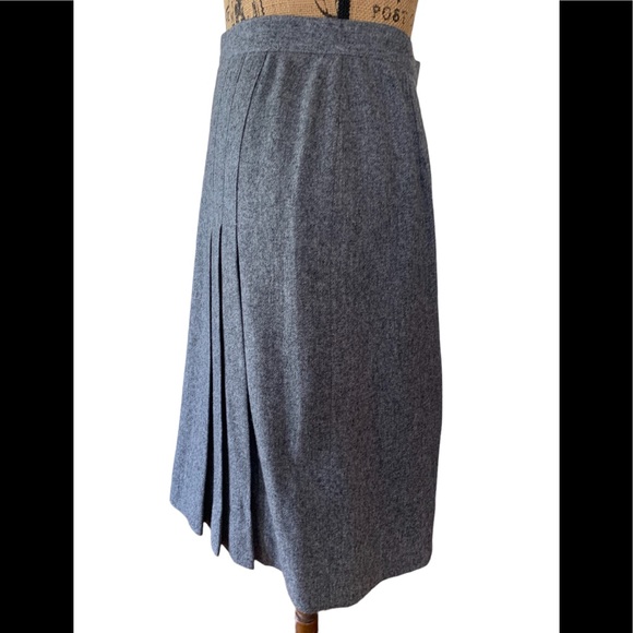 Womens Vintage Union Made Gray Wool Skirt by The Villager - Picture 3 of 10